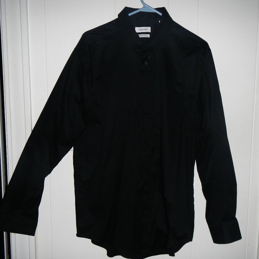 Calvin Klein Black Dress Shirt - Infinite non-iron, XL (17) 34/35 Sleeve